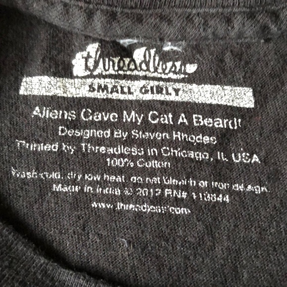 Threadless “Aliens gave my cat a beard” shirt! - Picture 3 of 3